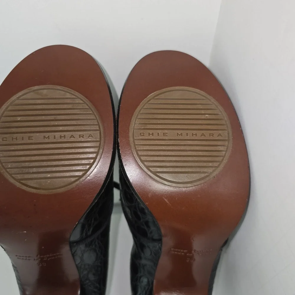 Chie Mihara Leather Oxford Shootie Heels Lace Up Size 38 8 US Crocodile Texture